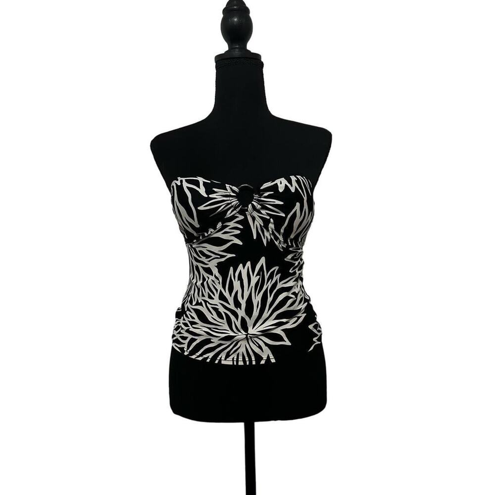 Swimsuit top great condition brand